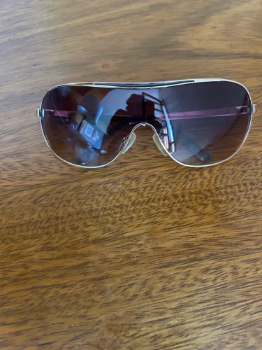 Óculos Guess de sol