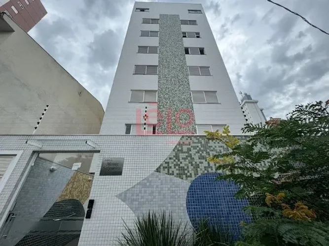 Apartamento duplex para alugar em Maringá, na Zona 03, com 2 quartos, churrasqueira privat
