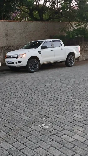 Ford Ranger XLS 2.2 4X4 CD Diesel Mec. 2015