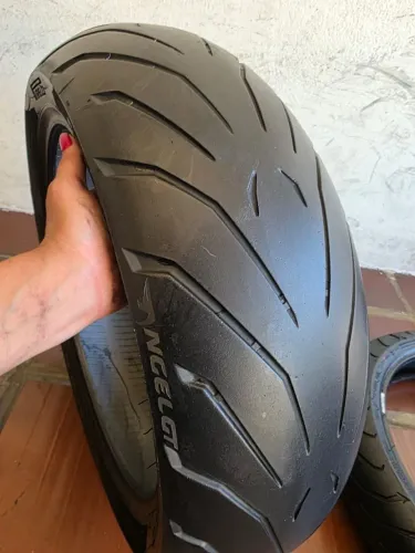 Pneu de moto 190/55-17 Pirelli Angel, Original, Usado <br><br>valor: R$ 240,00