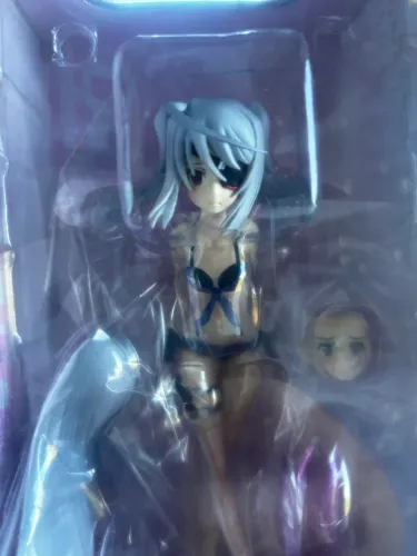 Figure IS: Infinite Stratos - Laura Bodewig - Beach Queens - 1/10 - Swimsuit ver. (Wave)