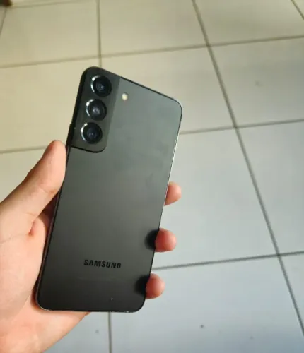 S22 EM PERFEITO ESTADO