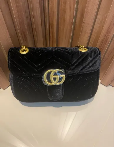 Gucci - Bolsa e veludo -26cm - Nova