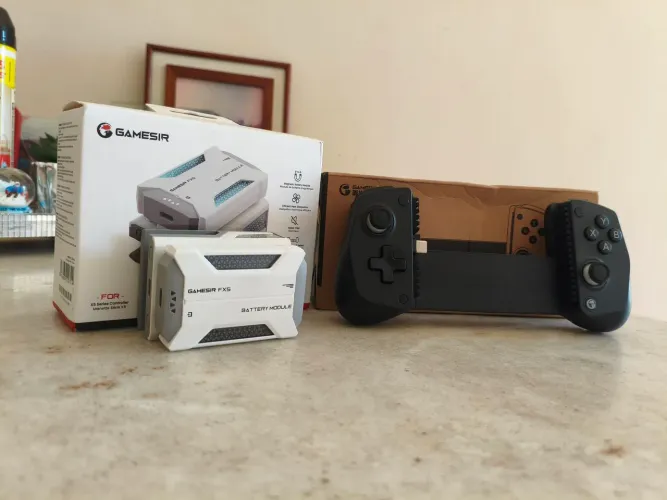CONTROLE E COOLER GAMESIR