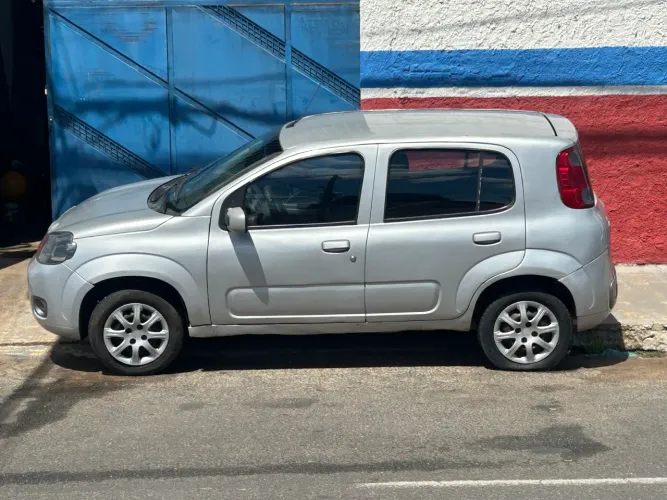 Fiat Uno Vivace/rua 1.0 EVO Fire Flex 8V 5P 2014