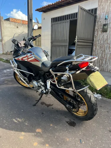 GS 850 Adventure premium 40 anos