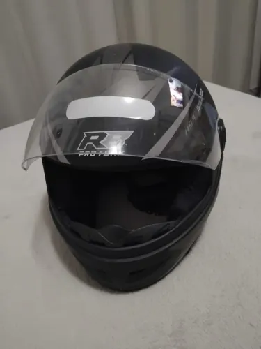 Capacete pro Tork R8