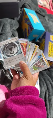 Bulk de 100 cartas pokémon 