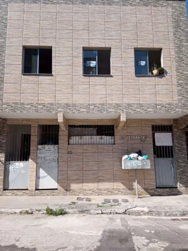 Vende-se Apartamento de 3 Quartos