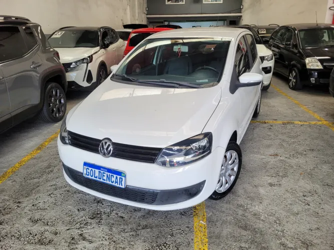Volkswagen Fox 1.0 MI Total Flex 8V 5P 2014