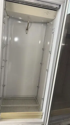 Freezer vertical para bebidas