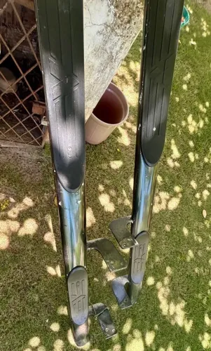Vendo Estribo de L-200. Alumínio 