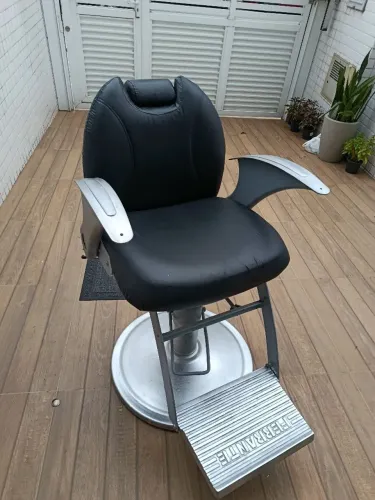 Cadeira para Barbearia e Estética