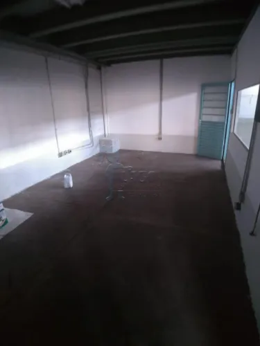 Imóvel comercial de 1300m² com pé direito alto para locação - Parque Industrial Lagoinha