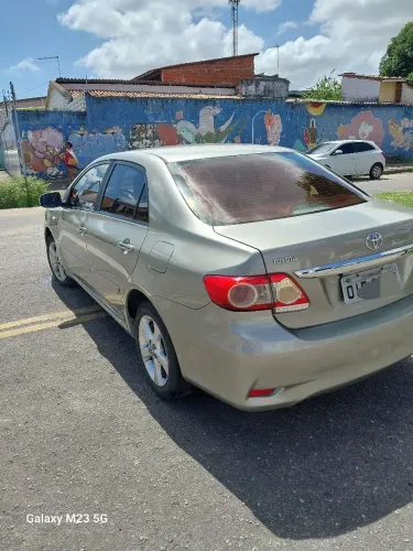 Toyota Corolla GLI 1.8 Flex 16V Aut. 2013
