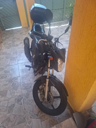 Vendo Moto fazer 150