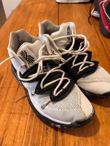 Tênis de basquete Nike Kyrie 5 "Oreo"