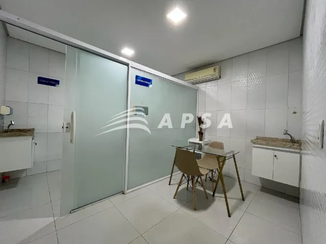 ESTRUTURA PREPARADA PARA RECEBER PROFISSIONAIS DE SAÚDE E ESTÉTICA: SALA COMERCIAL DE 17M²