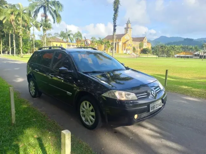 Renault Megane Grand Tour Dynam. Hi-flex 1.6 16V 2013