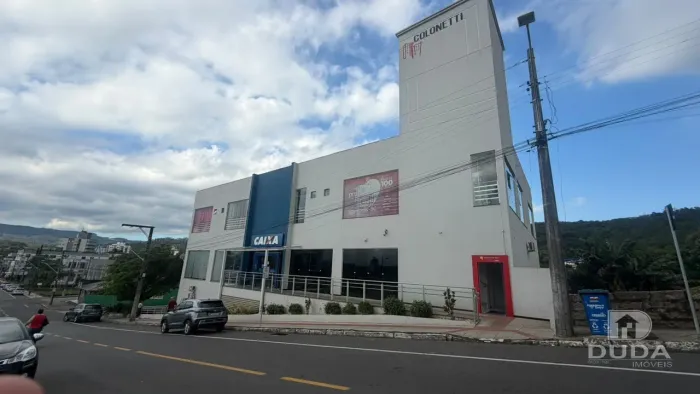 Sala Comercial para Locação ? 68 m² ? Centro