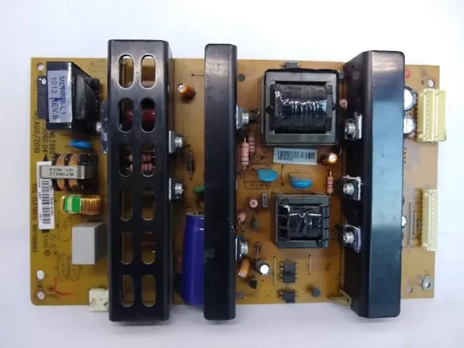 Placa Fonte Tv Cce D32 - Mlt666 - Com Defeito
