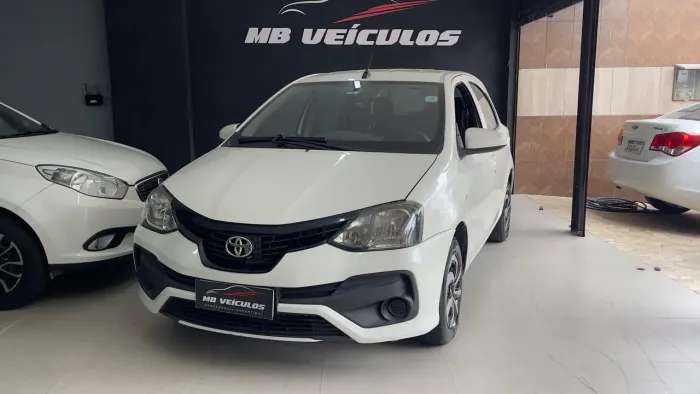 Toyota Etios X 1.3 Flex 16V 5P Mec. 2019