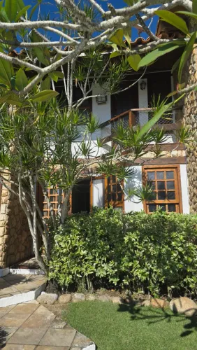 Oportunidade em Búzios- 150m da praia - cond fechado - 2 quartos - Linda casa!