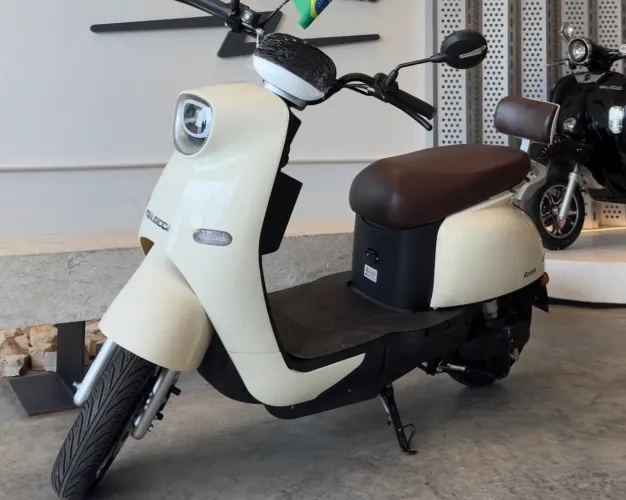 Scooter elétrica