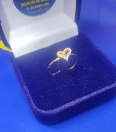 Anel Coração Diamantes Coração 7 mm Ouro 18 Kilates Peso 0.78 Gramas