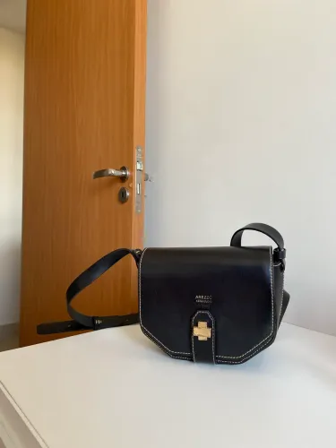 Bolsa Arezzo
