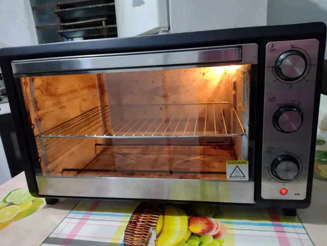 Vendo forno elétrico Philco 60 litros funcionando perfeitamente
