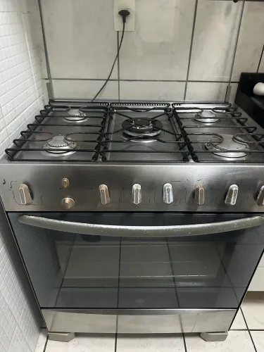 Fogão 5 Bocas em Inox, Usado