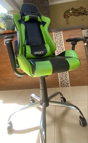 Cadeira gamer MX7 Verde e Preto