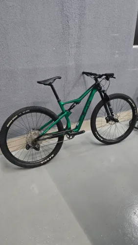Scalpel carbon 4 M