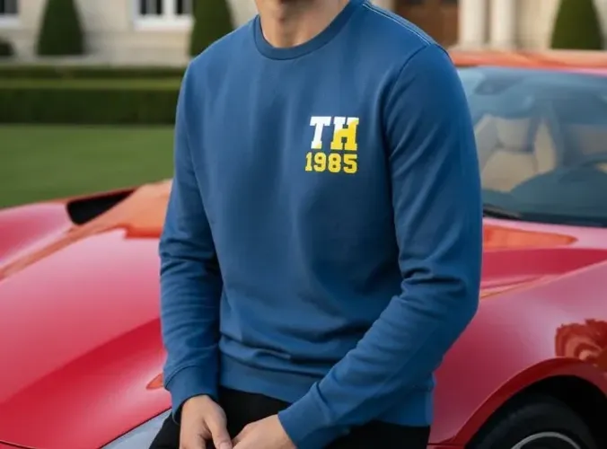 Sueter Tommy Hilfiger - Edição exclusiva e limitada Estadunidense, cor azul jeans Original