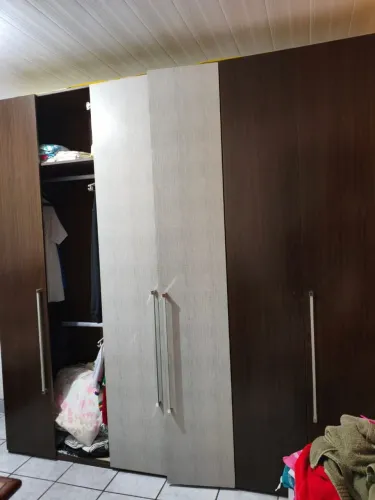 Guarda roupa usado 