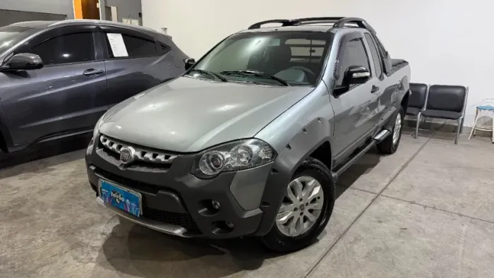 Fiat Strada Adventure 1.8/ 1.8 Locker Flex CE 2013