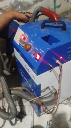 Máquina de tirar linha bem conservada 1400 dependendo do setor entrego