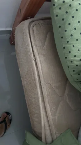 Cama solteiro usada 