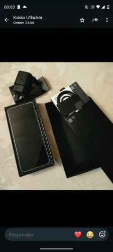Celular Galaxy zflip6 256 gb Samsung prata estado de novo cm carregador cabo novos, caixa