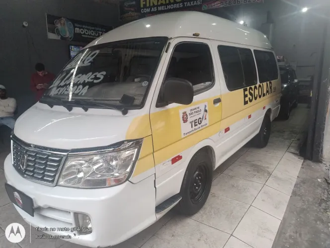Jinbei Topic Escolar SL 2.2 8V/ 2.0 16V 4P 2010
