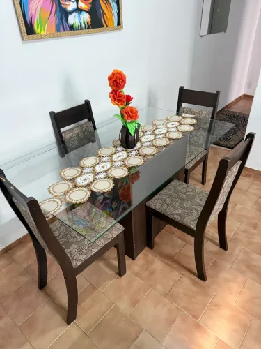 Mesa De Jantar 4 Lugares - Excelente Estado