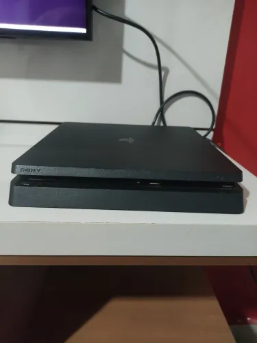 Ps4 super slim 1TB
