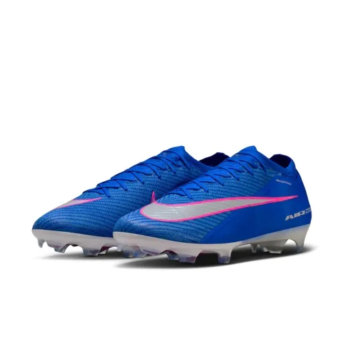 Chuteira Nike profissional 