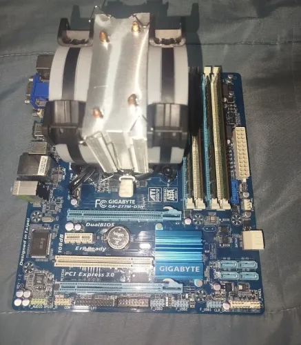 Kit placa mãe Gigabyte Xeon E3 com 24GB ram