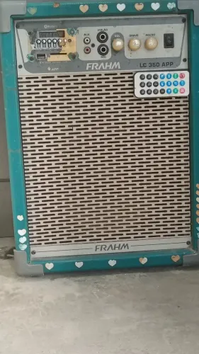 Caixa amplificada Frahm com bluetooth