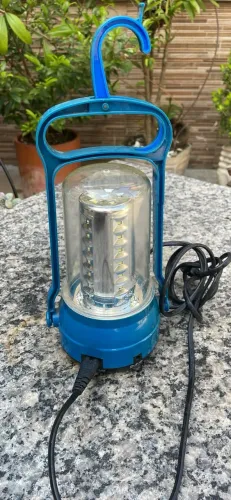 Lampião de LED portátil recarregável