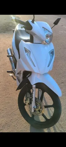 Moto avelloz