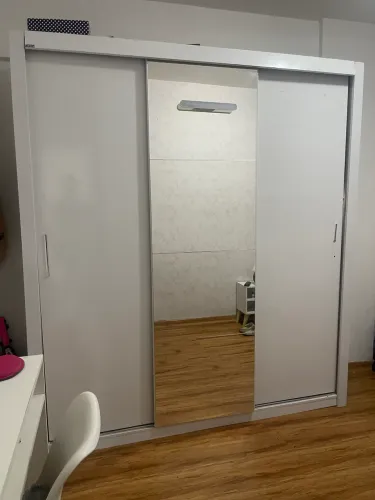 Guarda roupa