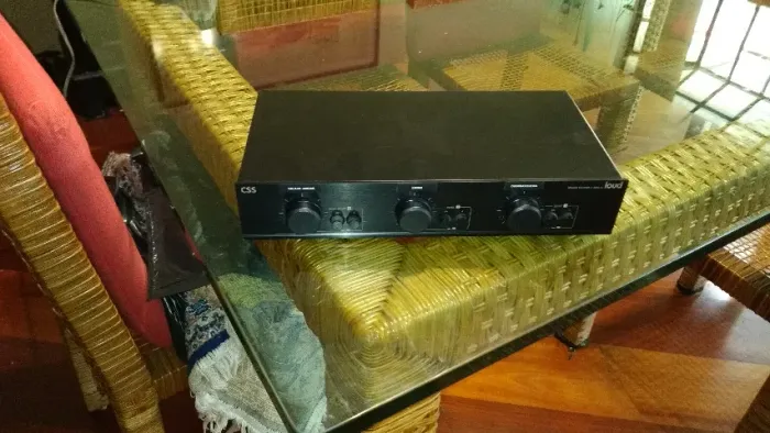 Controlador para Distribuição de Som LOUD CSS3 - 2xAmps vs 3 Zonas